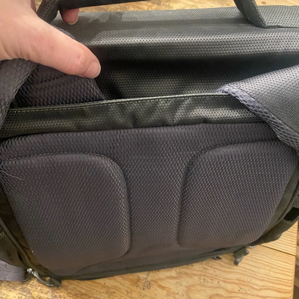 Tumi tech pulse